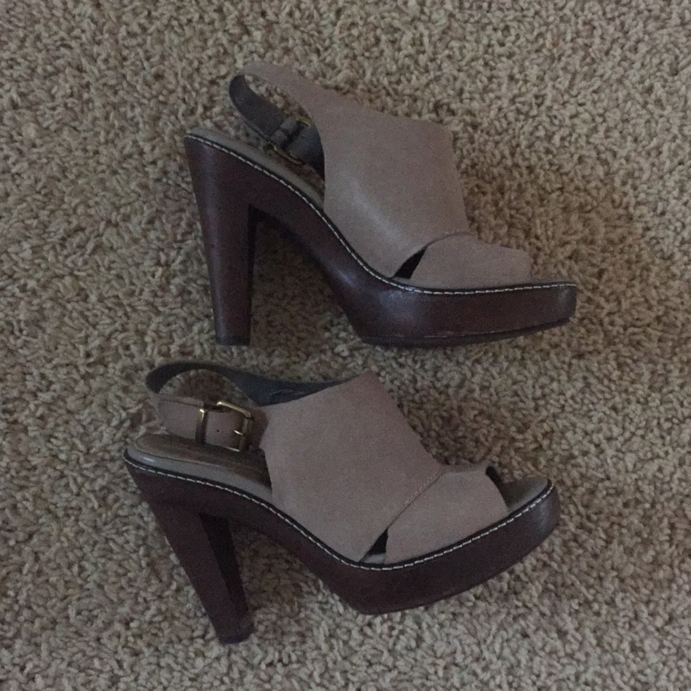 Platform sandals!
